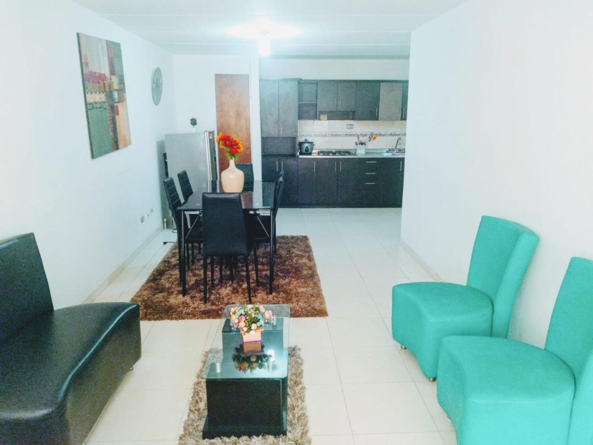 E2 Comodo Y Amplio Apartamento En Laureles Estadio 120 Mts2 Medellín Eksteriør billede