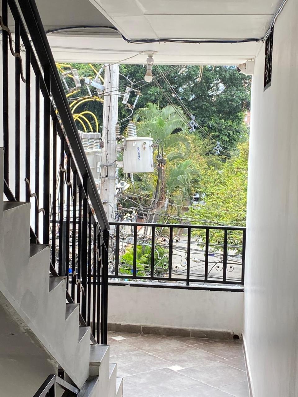 E2 Comodo Y Amplio Apartamento En Laureles Estadio 120 Mts2 Medellín Eksteriør billede