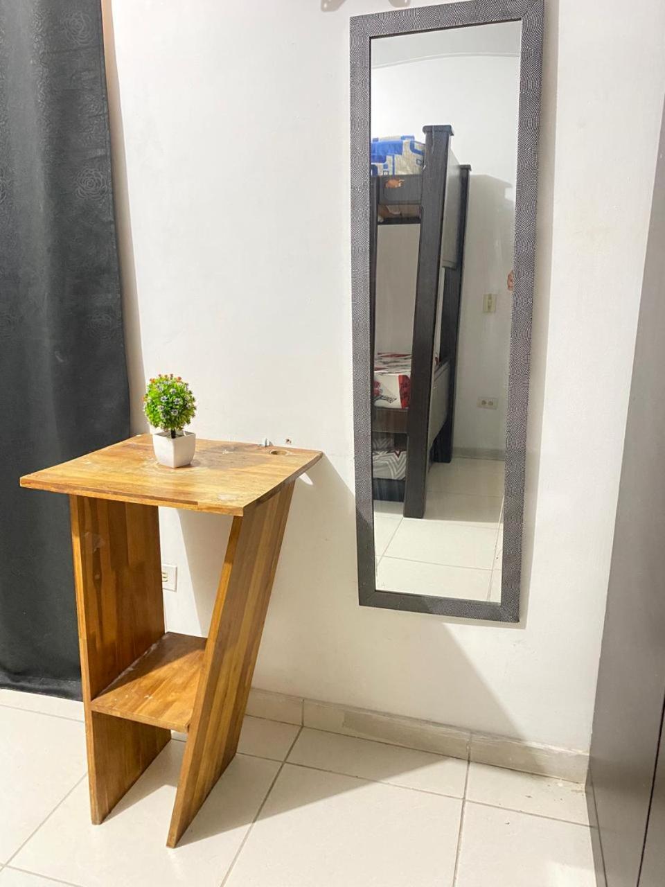 E2 Comodo Y Amplio Apartamento En Laureles Estadio 120 Mts2 Medellín Eksteriør billede