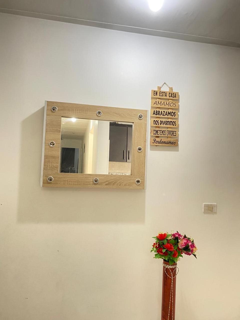 E2 Comodo Y Amplio Apartamento En Laureles Estadio 120 Mts2 Medellín Eksteriør billede
